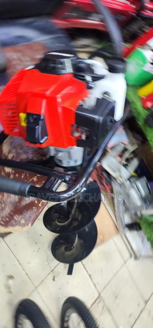 Earth Auger Machine With 51cc 2 Stroke Engine Double Handle - main view