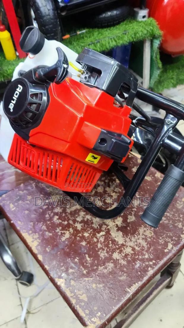 Earth Auger Machine With 51cc 2 Stroke Engine Double Handle - thumbnail 2