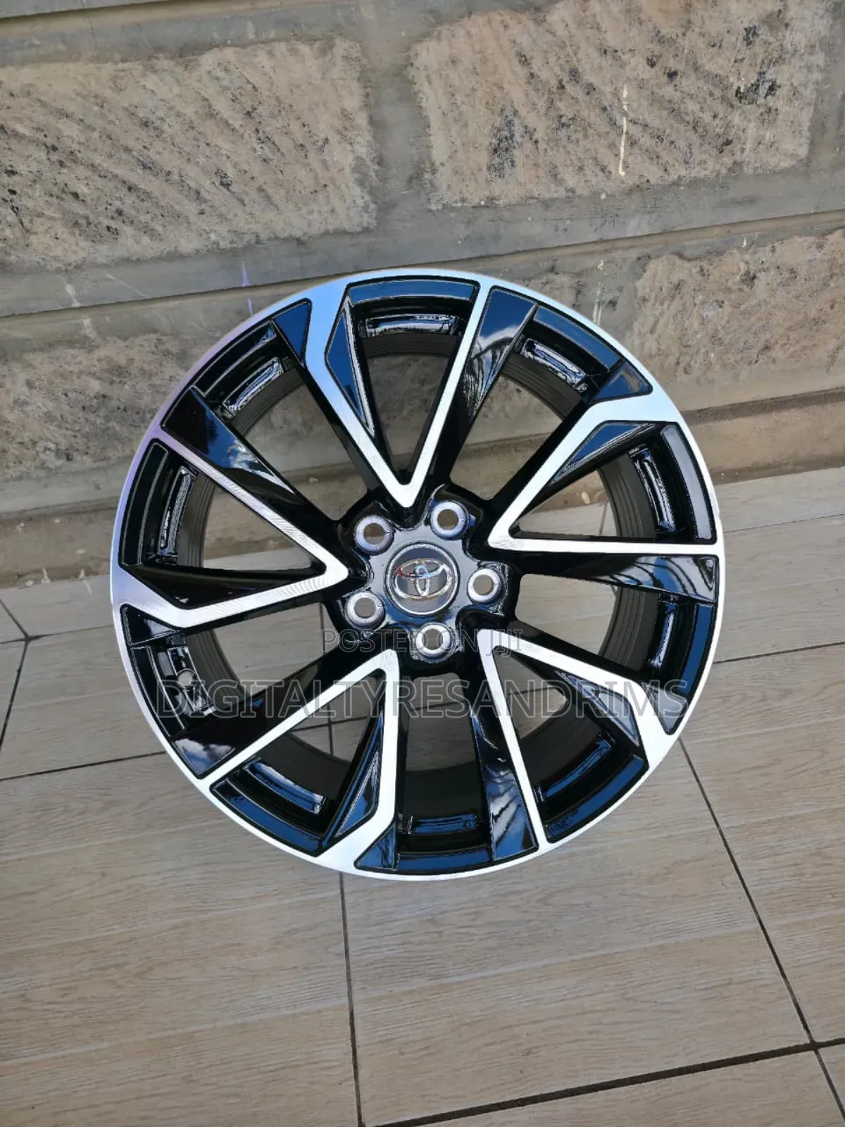 Toyota Harrier Rims Size 18"At Affordable Cost