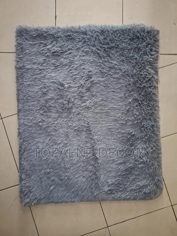Fluffy Light Grey Warm , Machine Washable House Carpets
