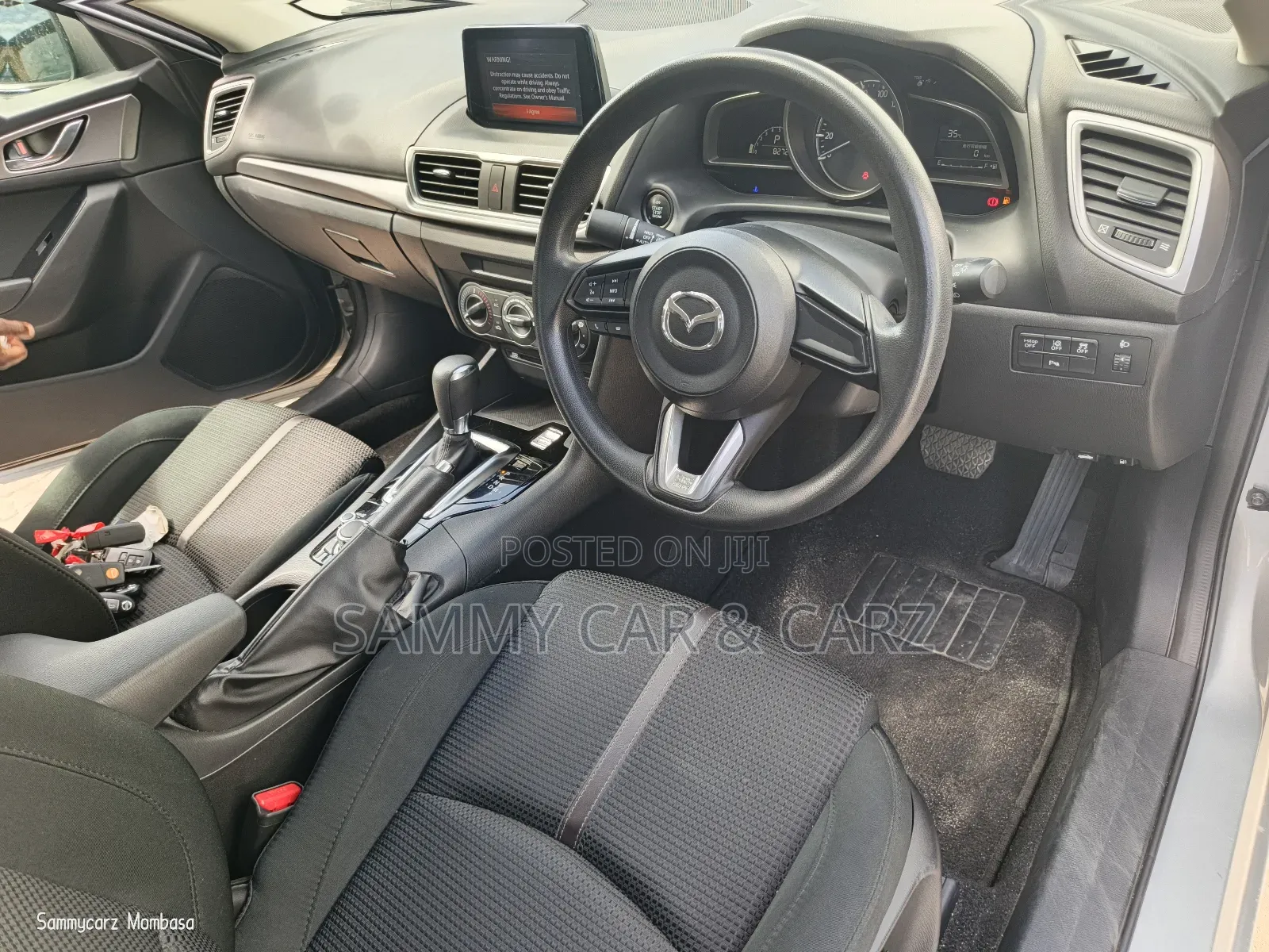 Mazda Axela 2018 Gray