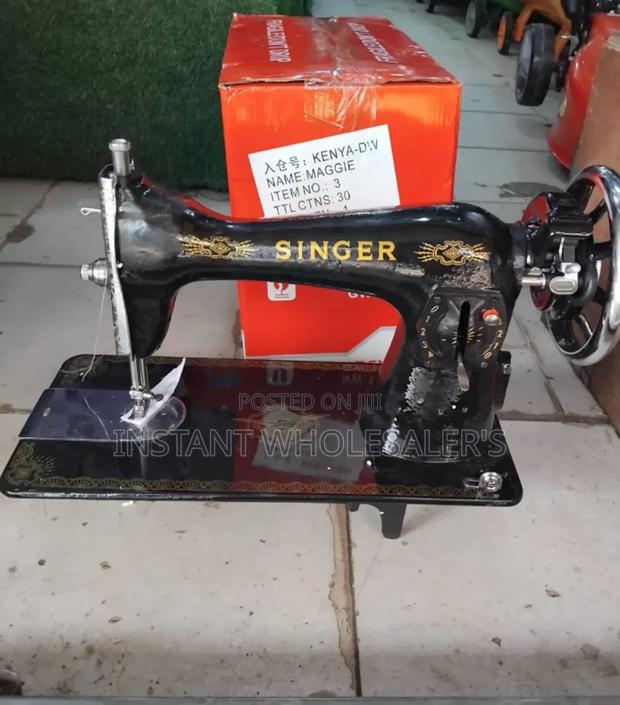 Singer Quality Sewing Machine - main view