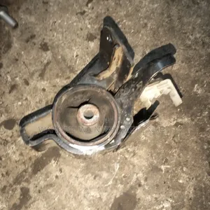 Corolla 102 Gear Mount