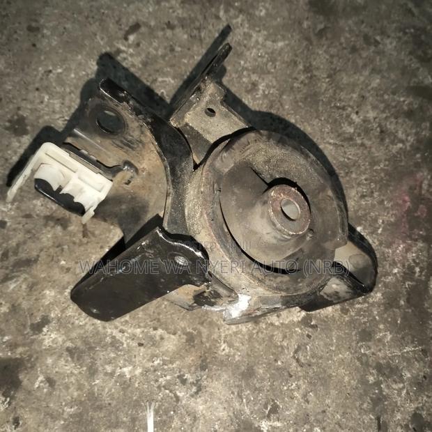 Corolla 102 Gear Mount - thumbnail 3