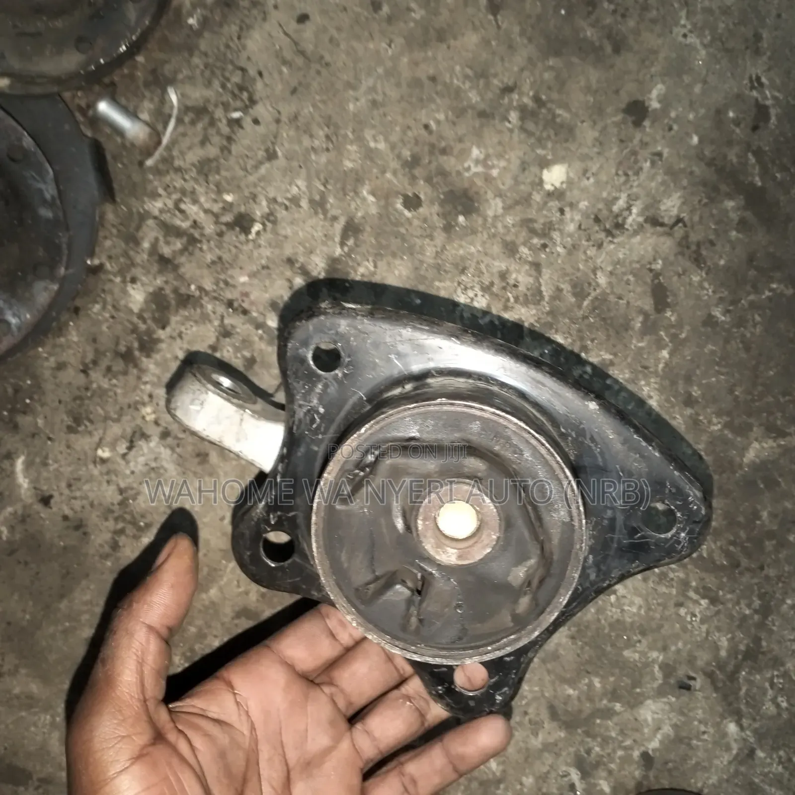 Mitsubishi Colt Gear Mount