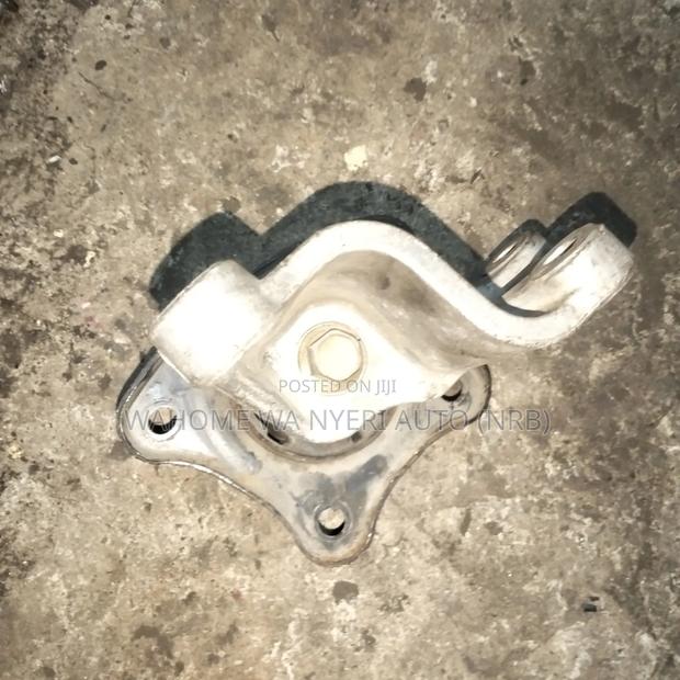Mitsubishi Colt Gear Mount - thumbnail 4