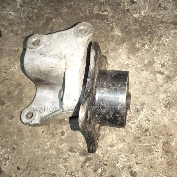 Mitsubishi Colt Gear Mount - thumbnail 6