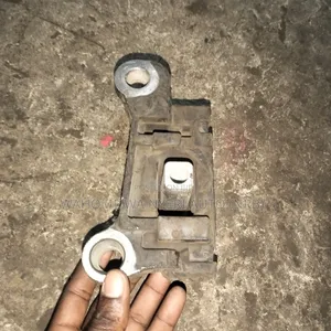 Nissan Bluebird Gear Mount