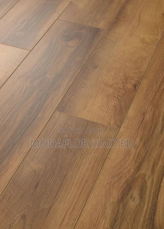 “Glue-Down Glamour That Lasts!”Dryback Vinyl Flooring Planks