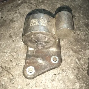 Mitsubishi Lancer Gear Mount