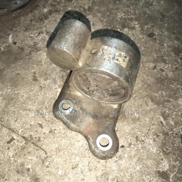 Mitsubishi Lancer Gear Mount - thumbnail 2