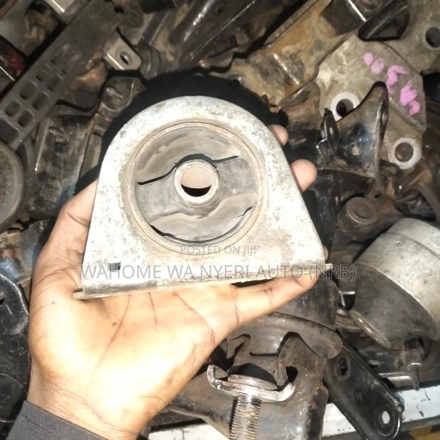 Mitsubishi Lancer Radiator Mount