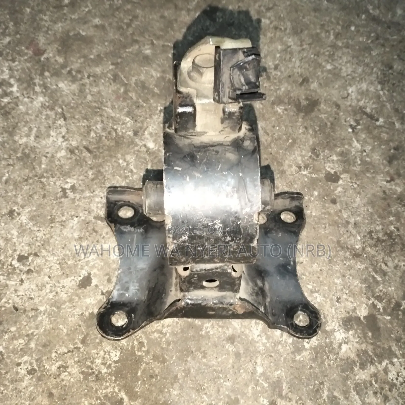 Nissan Xtrail Nt30 Gearbox Mount