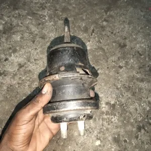 Subaru Forester, Engine Mounting Fb20