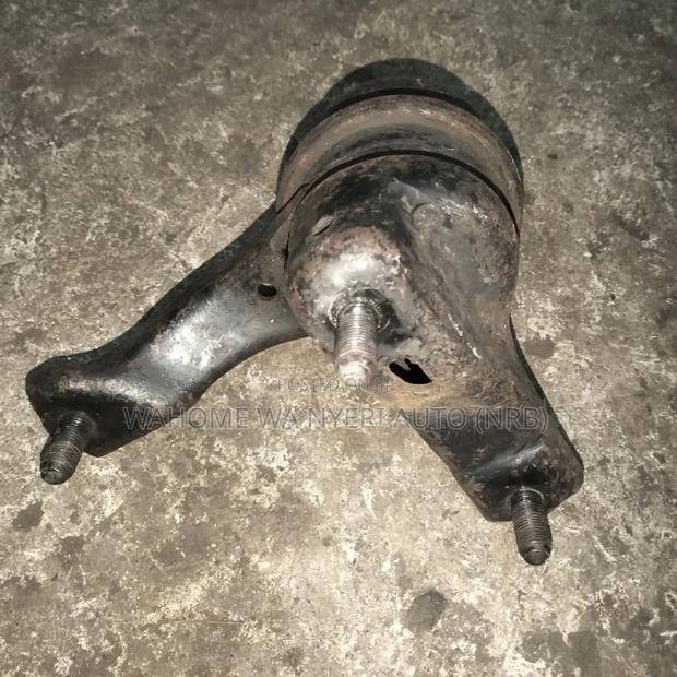Harrier 240 Engine Mounting - thumbnail 3