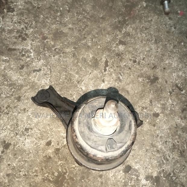Harrier 240 Engine Mounting - thumbnail 4