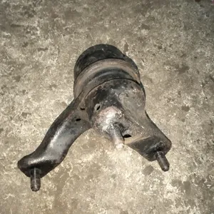 Harrier 240 Engine Mounting