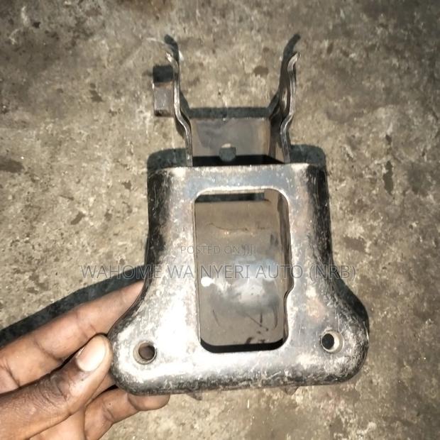 Nissan Xtrail Nt30 4wheel Rear Gear Mounting