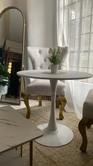 Round Dining Table