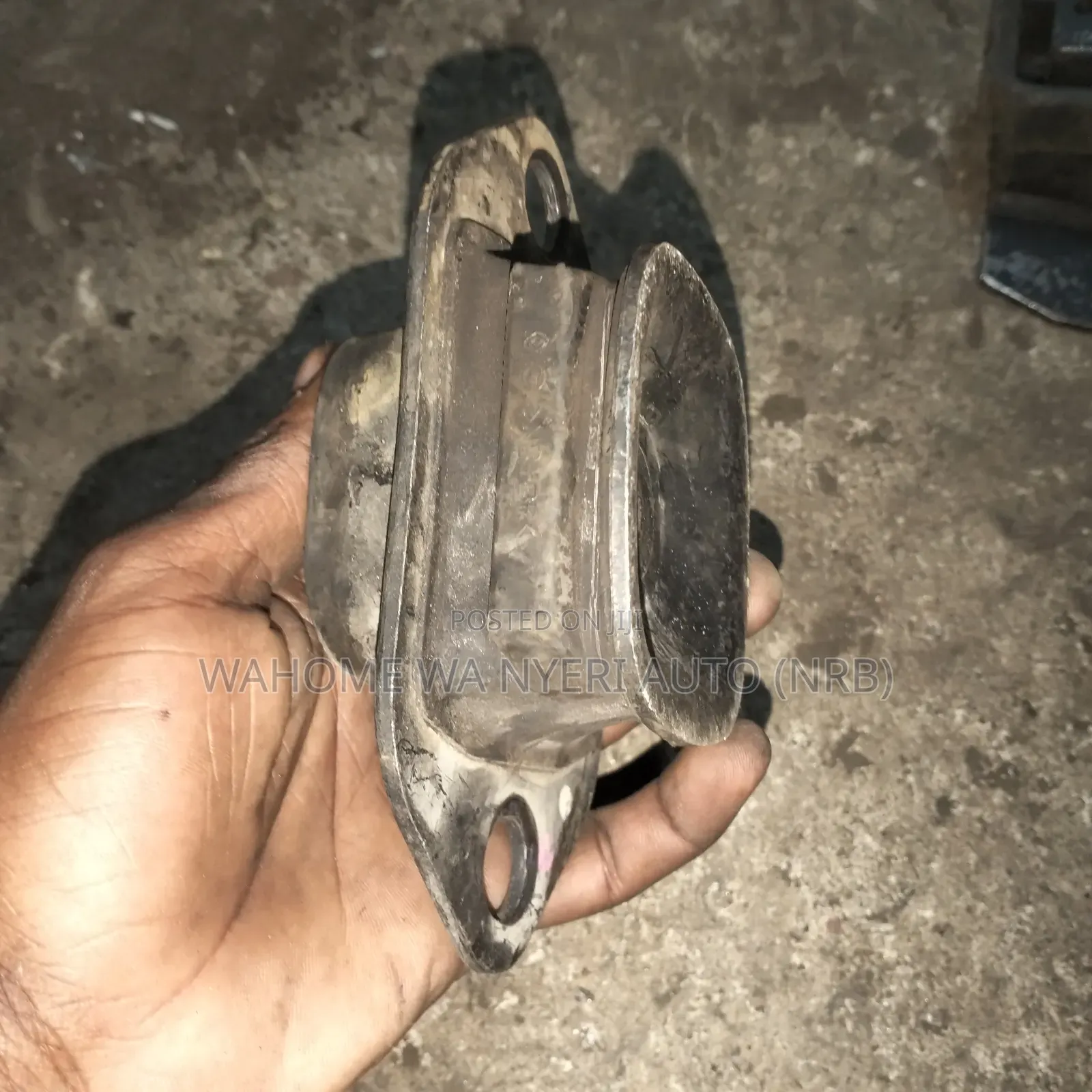 Nissan Xtrail Nt32 Gearbox Mounting
