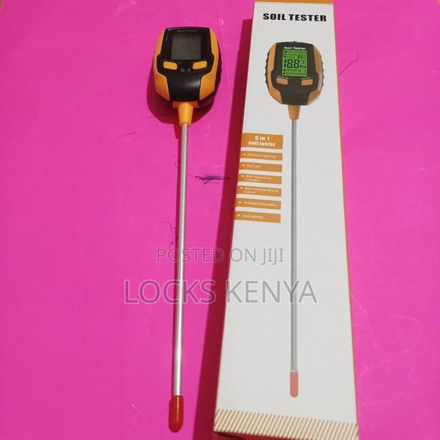 Laboratory 6 in 1 Soil Meter - main view
