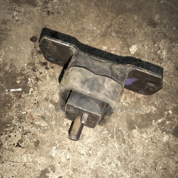 Rush Engine Mounting Left Side - thumbnail 2