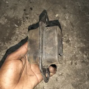 Nissan Sylphy Gearbox Mounting
