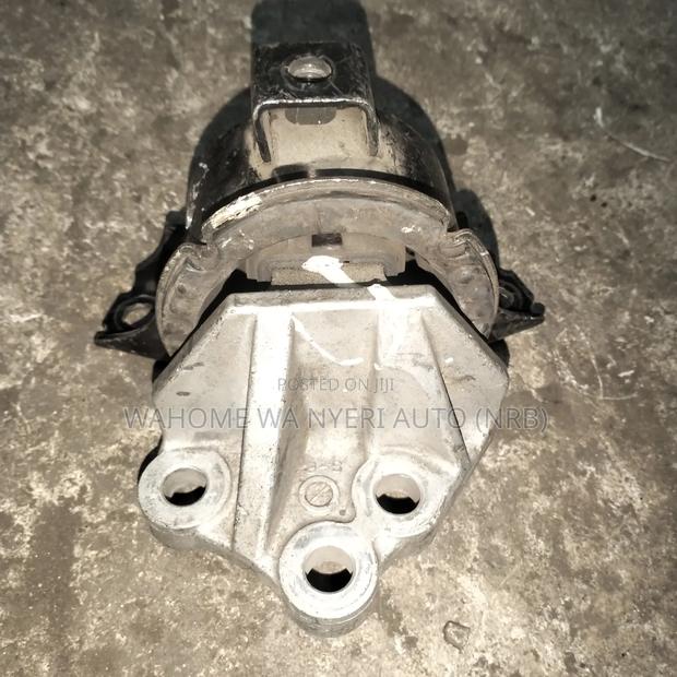 Nissan Dayz Gearbox Mounting - thumbnail 2