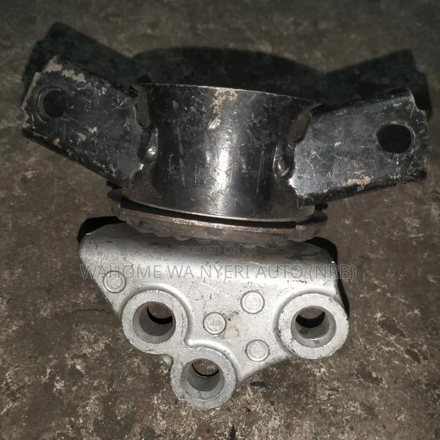 Nissan Dayz Gearbox Mounting - thumbnail 4