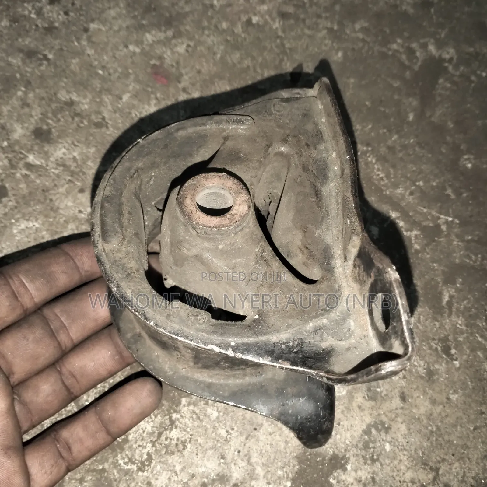 Honda CRV Gearbox Mounting