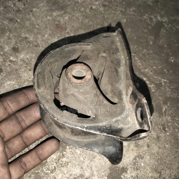 Honda CRV Gearbox Mounting - thumbnail 4