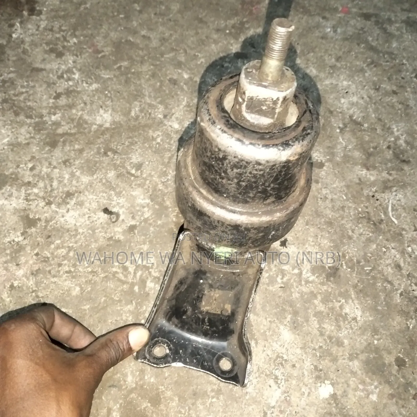 Harrier Old Model Engine Nount