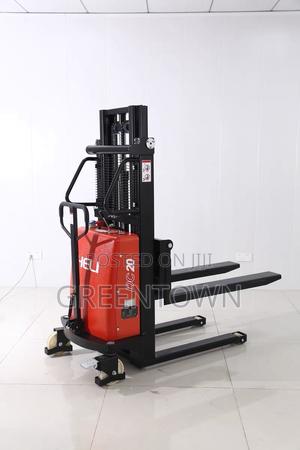 Heli Semi Electric Stacker - thumbnail 2