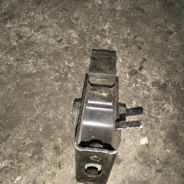 Premio 260,Wish New Model Radiator Mount - thumbnail 3