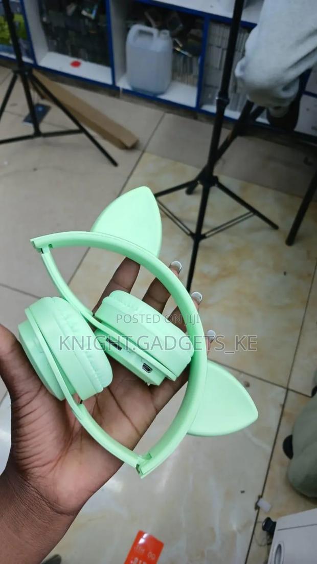 Cat Kids Headphones - main view