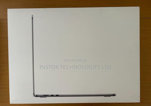 New Laptop Apple MacBook Air 16GB Apple M4 SSD 512GB
