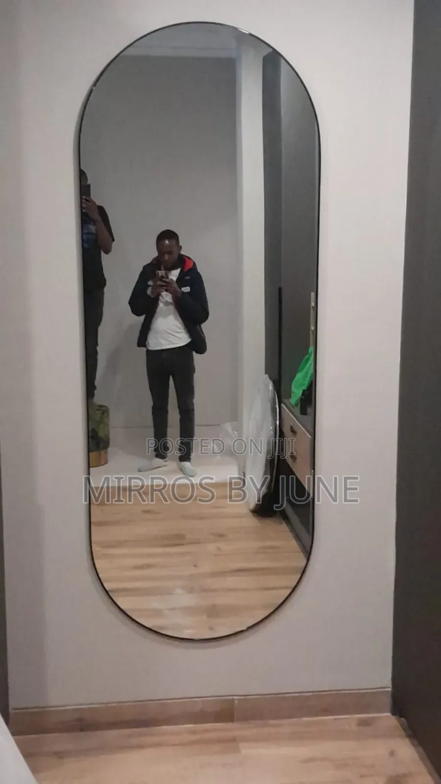 Dressing/ Salon/Spar Mirror