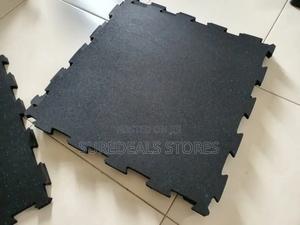 Heavy Duty Rubber Floor Mat - thumbnail 2