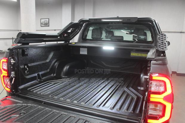 Hilux Roller Shutter - thumbnail 2