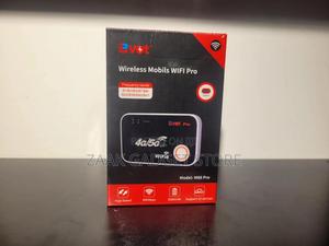 M88 - High-Speed Wireless Mobile Wi-Fi Router - main view