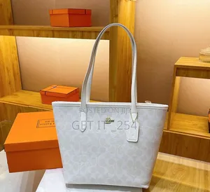 *Coach Tote Bag