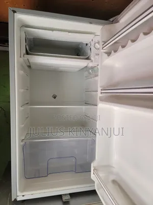 Table Top 100l Refrigerator