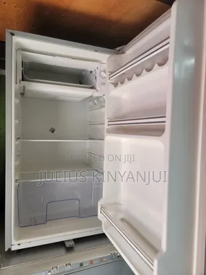 Table Top 100l Refrigerator