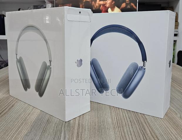 Apple Airpods Max Wireless Over-Ear Closed-Back Headphones - thumbnail 2