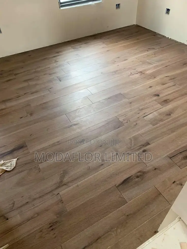 “Stick to Perfection” With Vinyl Dry Back Flooring Planks