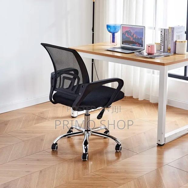 Office Chair; Affordable Soft Fabric Upholstery Office Chair