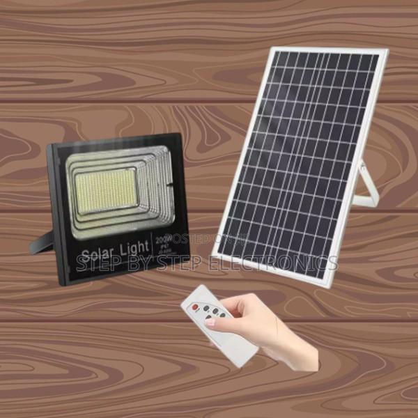 Inbuilt Battery 100, 200 Watts Led Solar Flood Light