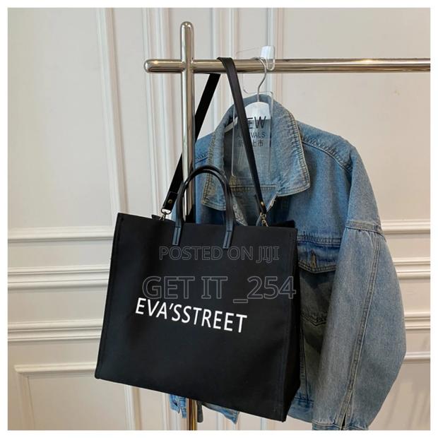 *Eva's Street Tote Bag - thumbnail 3
