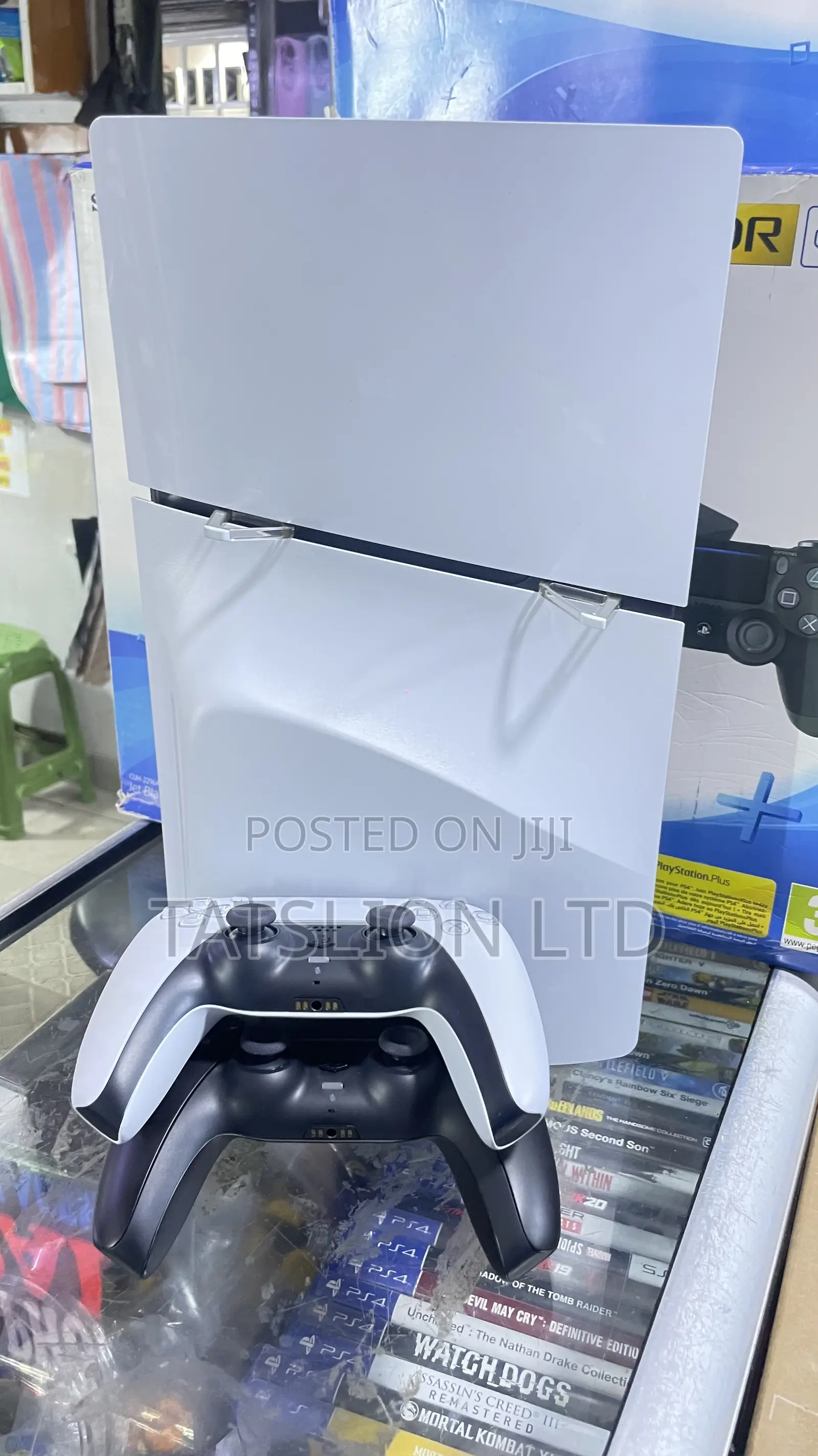 Pyastation 5 Ex Uk 2 Controllers