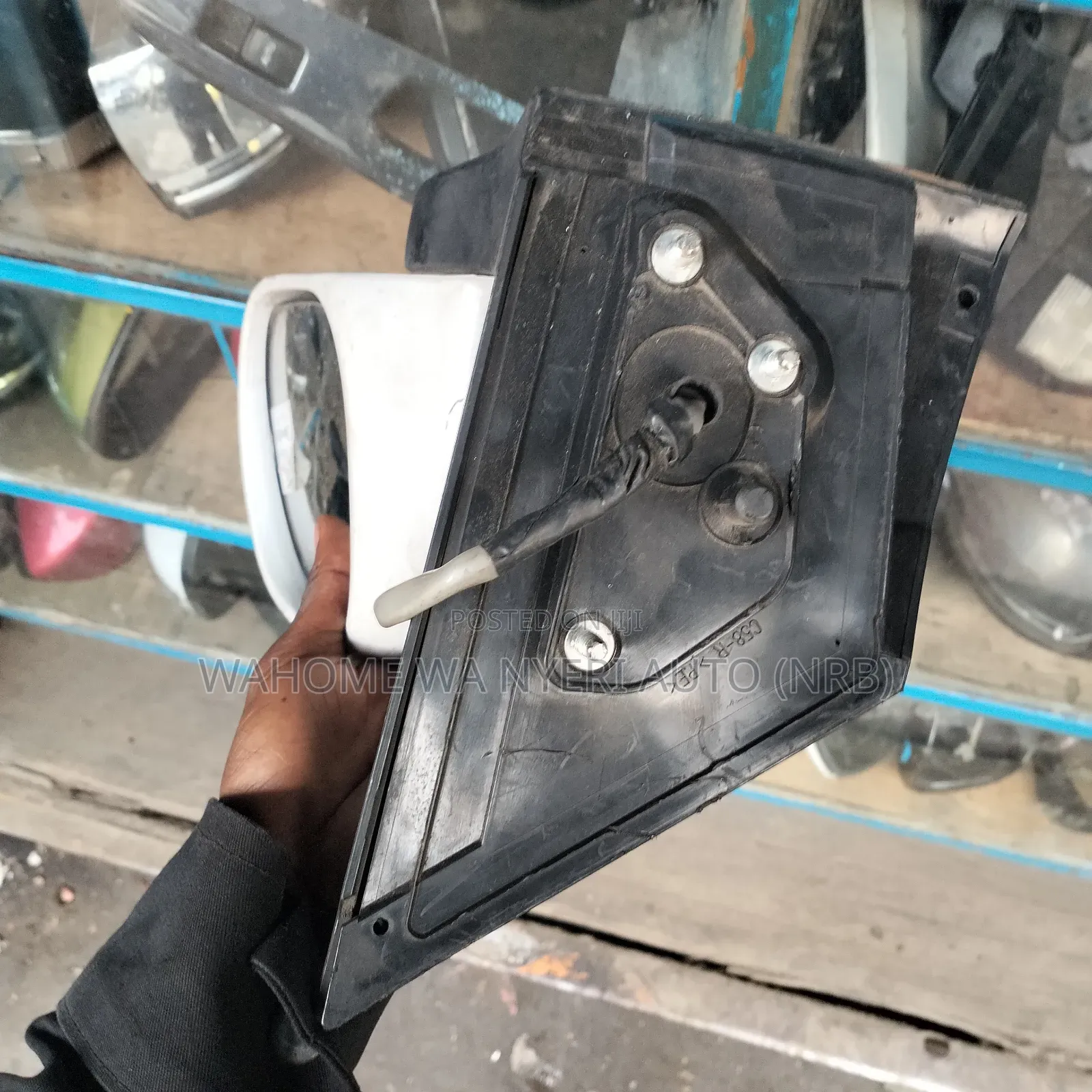 Nissan Advance Side Mirror